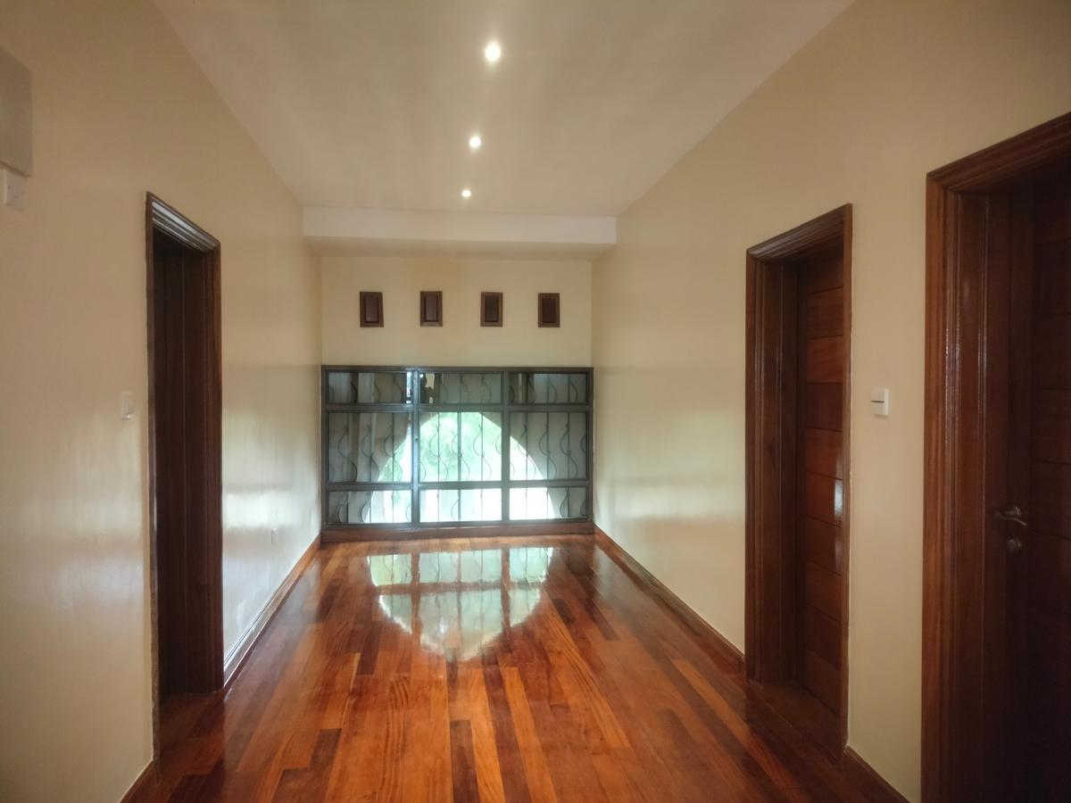 5 Bed Townhouse with Swimming Pool at Few Minutes Drive To Gigiri - 6