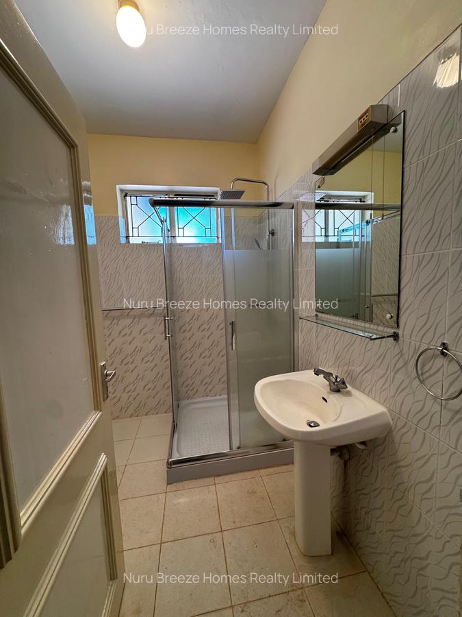 5 Bed House with En Suite in Gigiri - 10