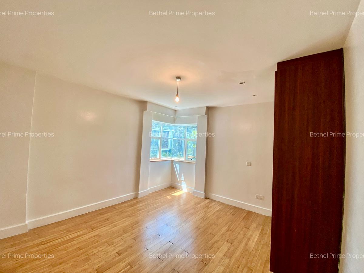 1 Bed Apartment with En Suite in Rhapta Road - 4