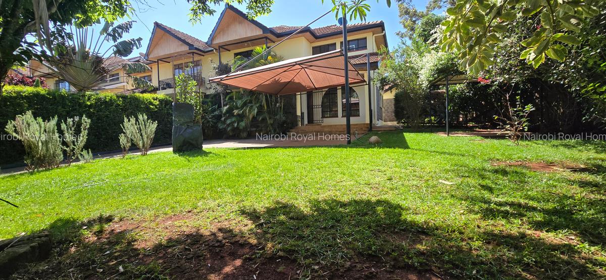 4 Bed Townhouse with En Suite at Lavington Green - 8