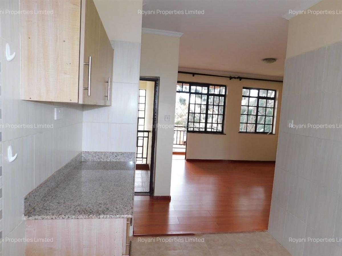 2 Bed Apartment with En Suite at Fourways Junction Estate - 4