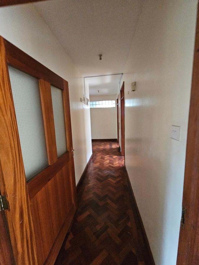 3 Bed Apartment with En Suite at Kilimani - 11