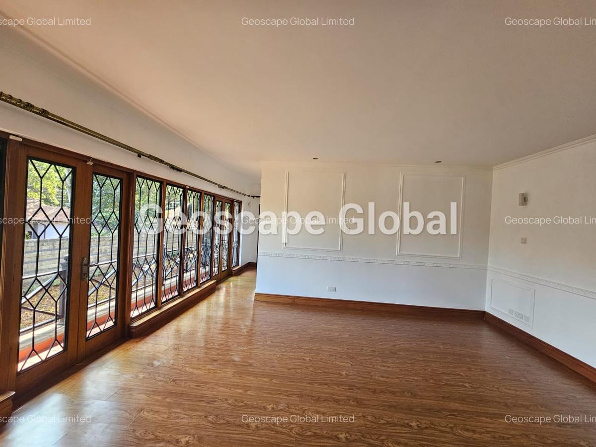 5 Bed House with En Suite in Gigiri - 3