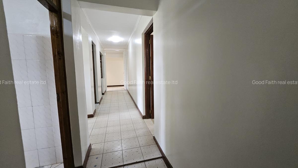 3 Bed House with En Suite in Runda - 9