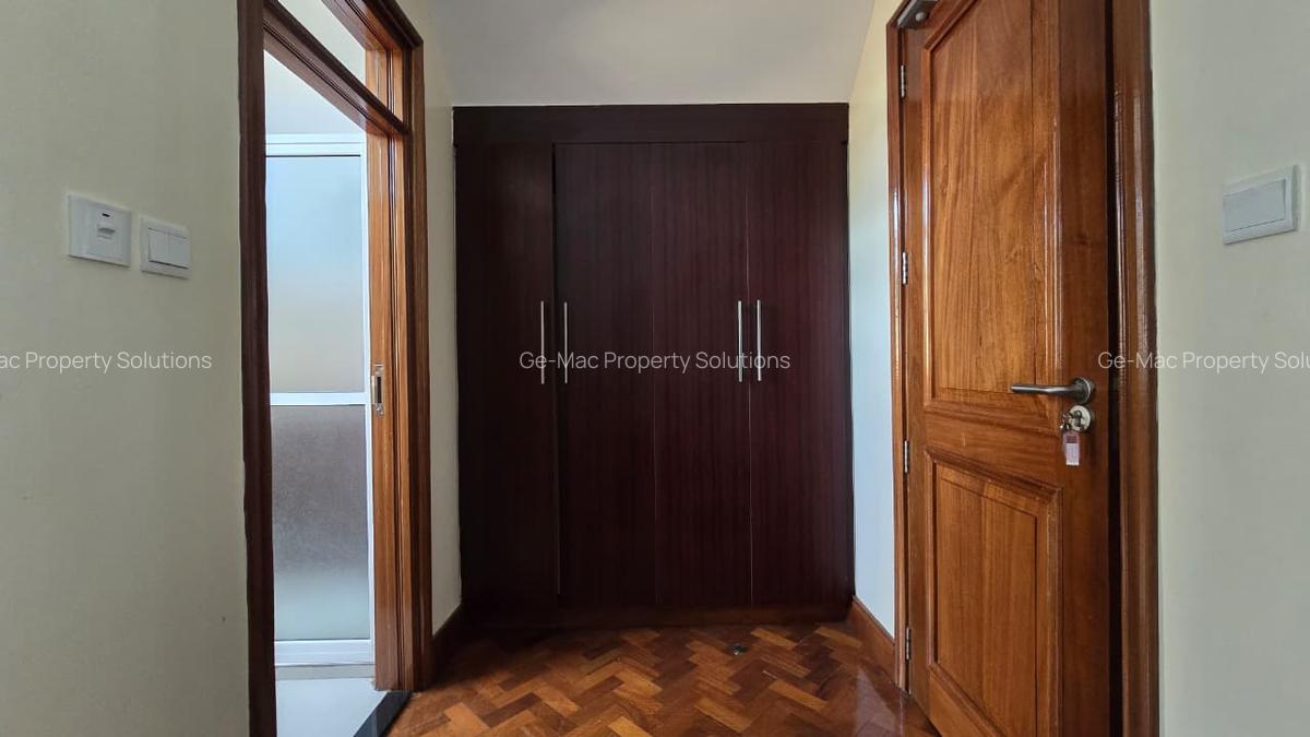 3 Bed Townhouse with En Suite in Karen - 16