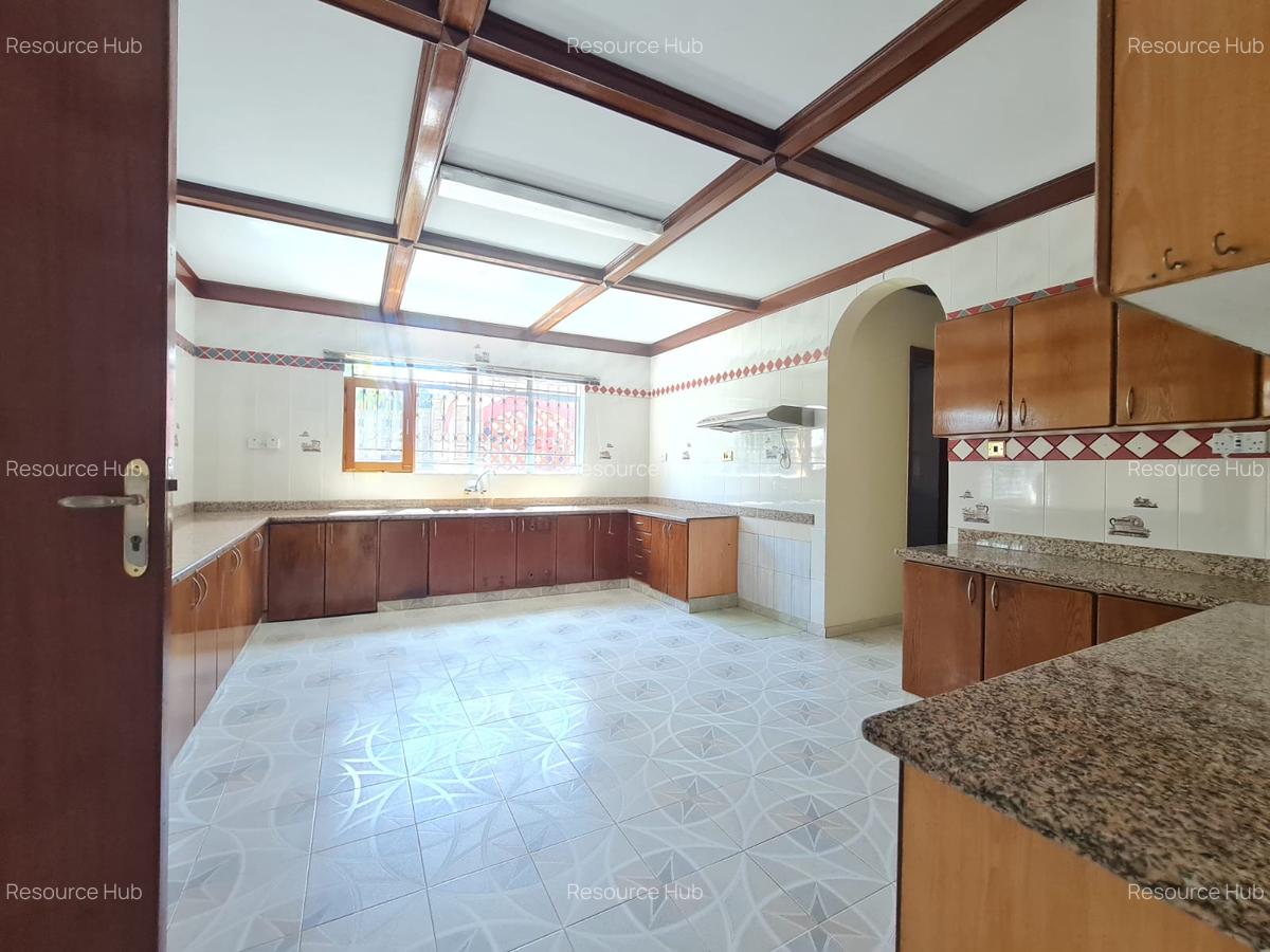 4 Bed House with En Suite at Runda - 7