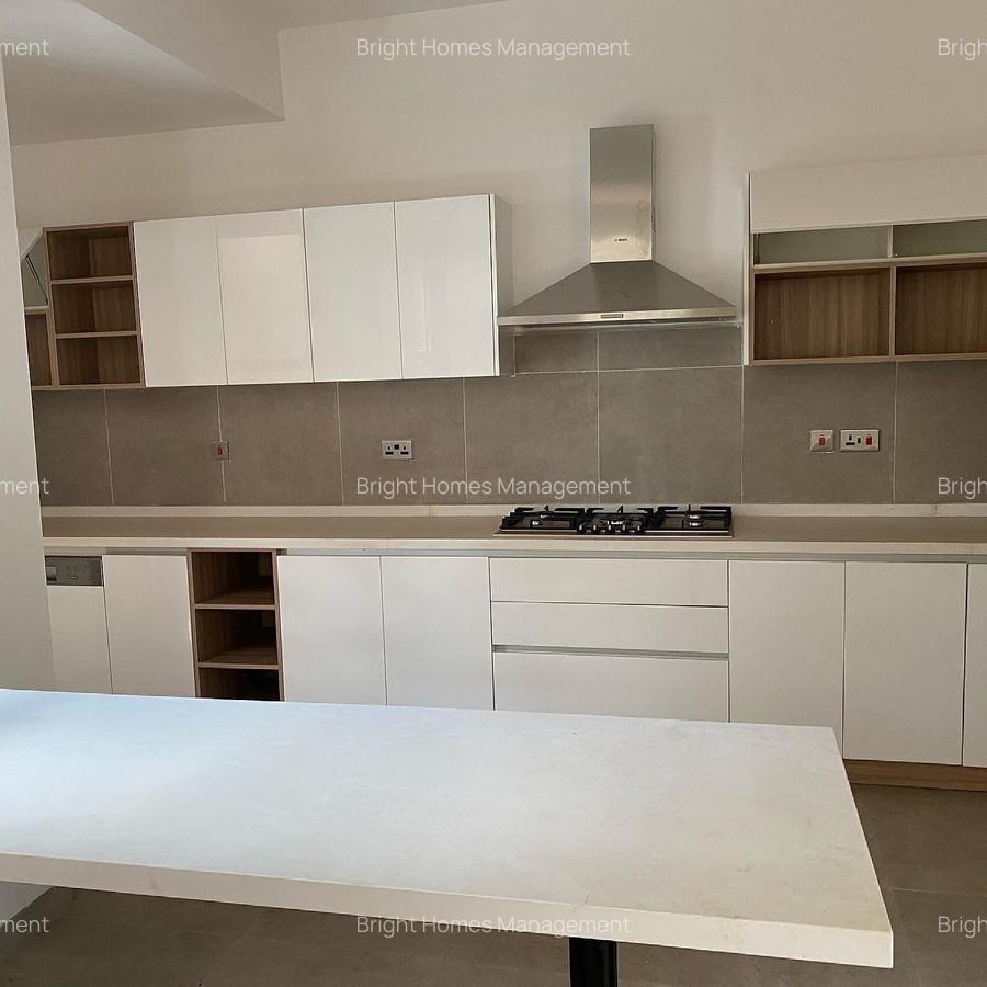 4 Bed Townhouse with Swimming Pool in Lavington - 11