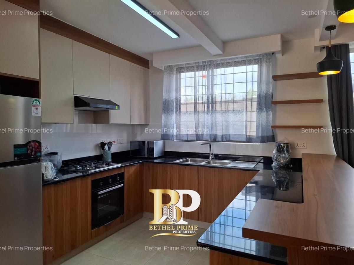 2 Bed House with En Suite in Ridgeways - 18