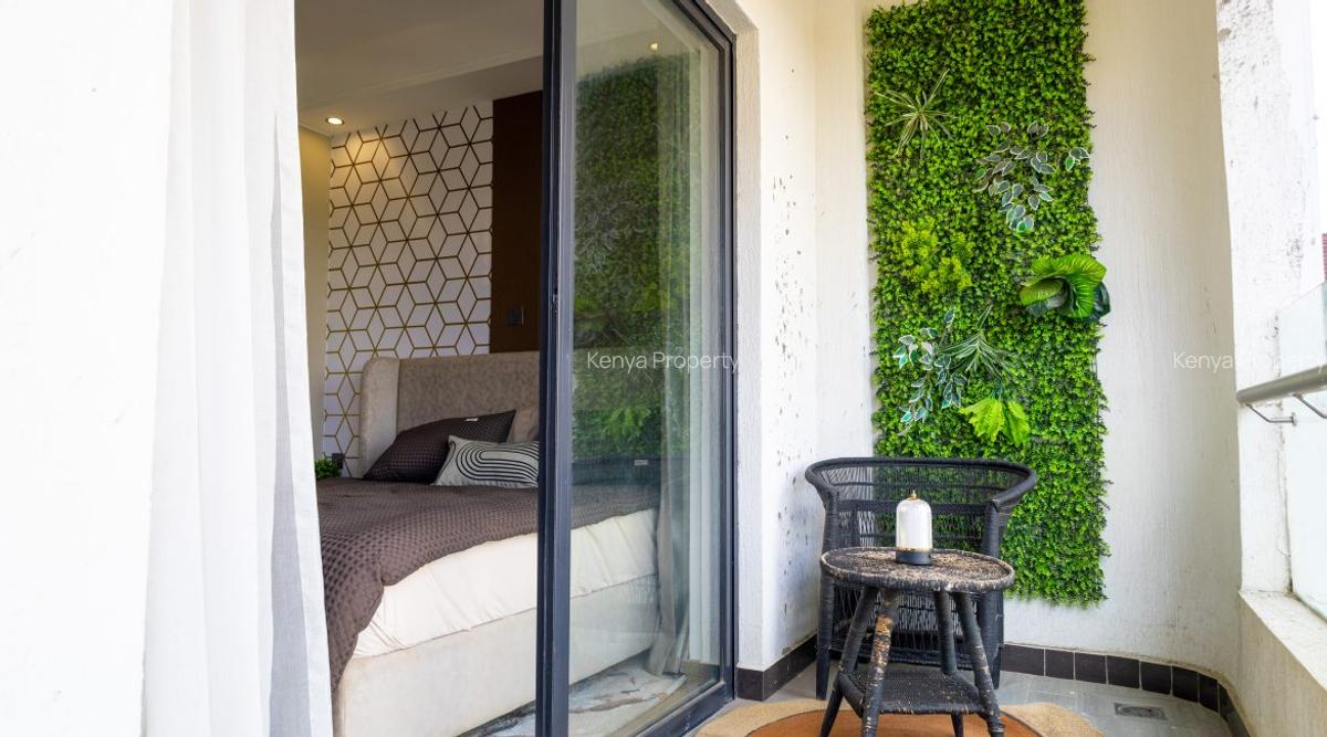 1 Bed Apartment with Swimming Pool in Kilimani - 11