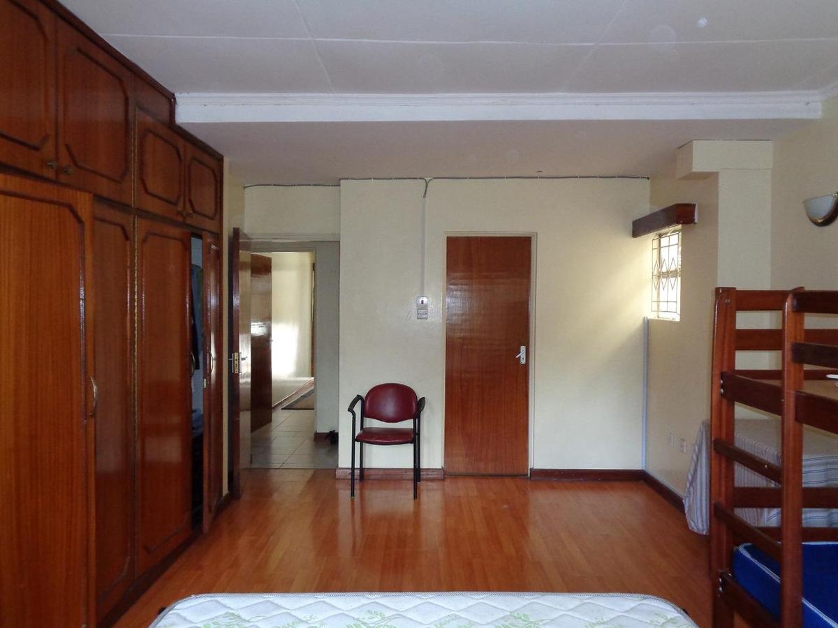 5 Bed Townhouse with En Suite at Maziwa - 16