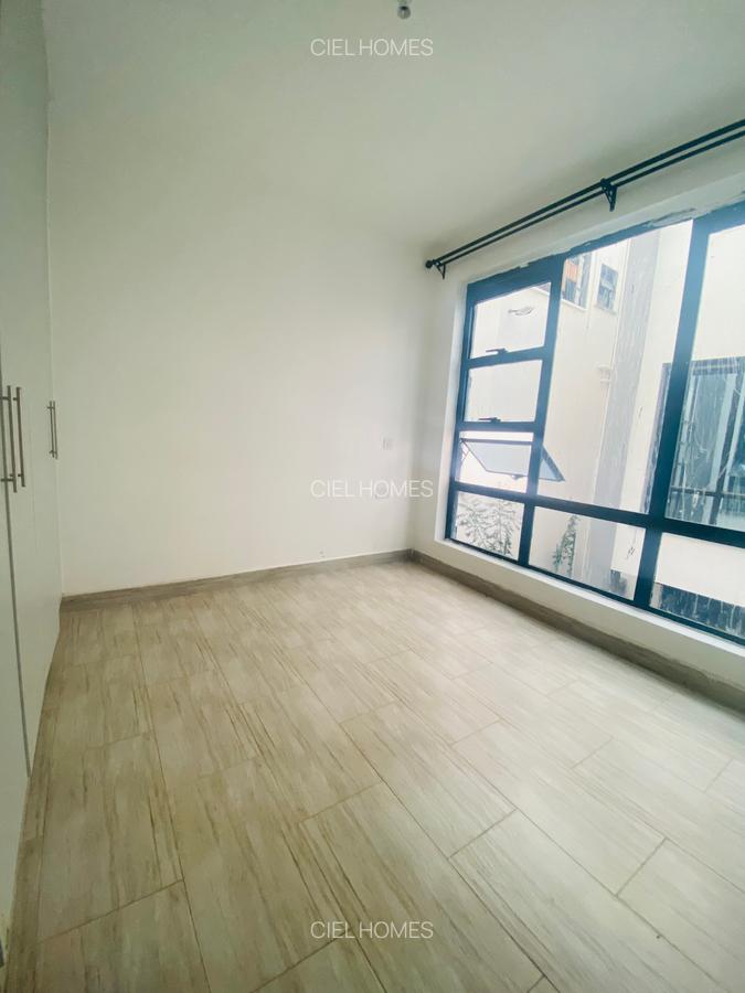 4 Bed Villa with En Suite at Eastern Bypass - 14