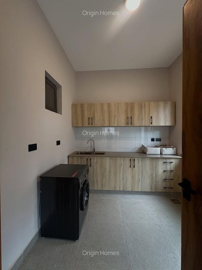 4 Bed Townhouse with En Suite at Loresho - 9