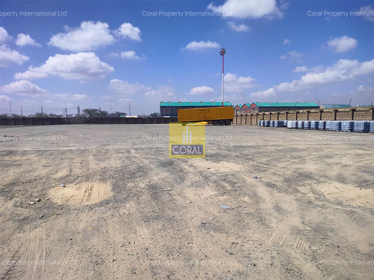 Land in Mombasa Road - 1