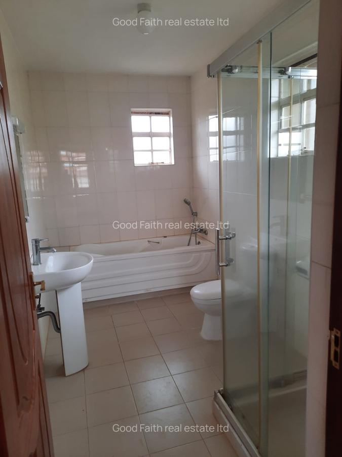4 Bed Townhouse with En Suite in Kiambu Road - 10