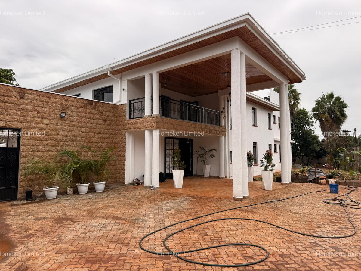 5 Bed House with Garden at Old Runda - 18