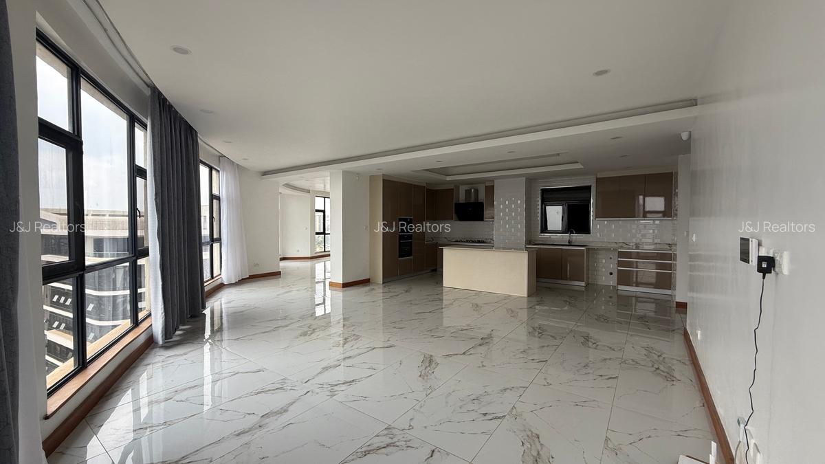 4 Bed Apartment with En Suite in Westlands Area - 6