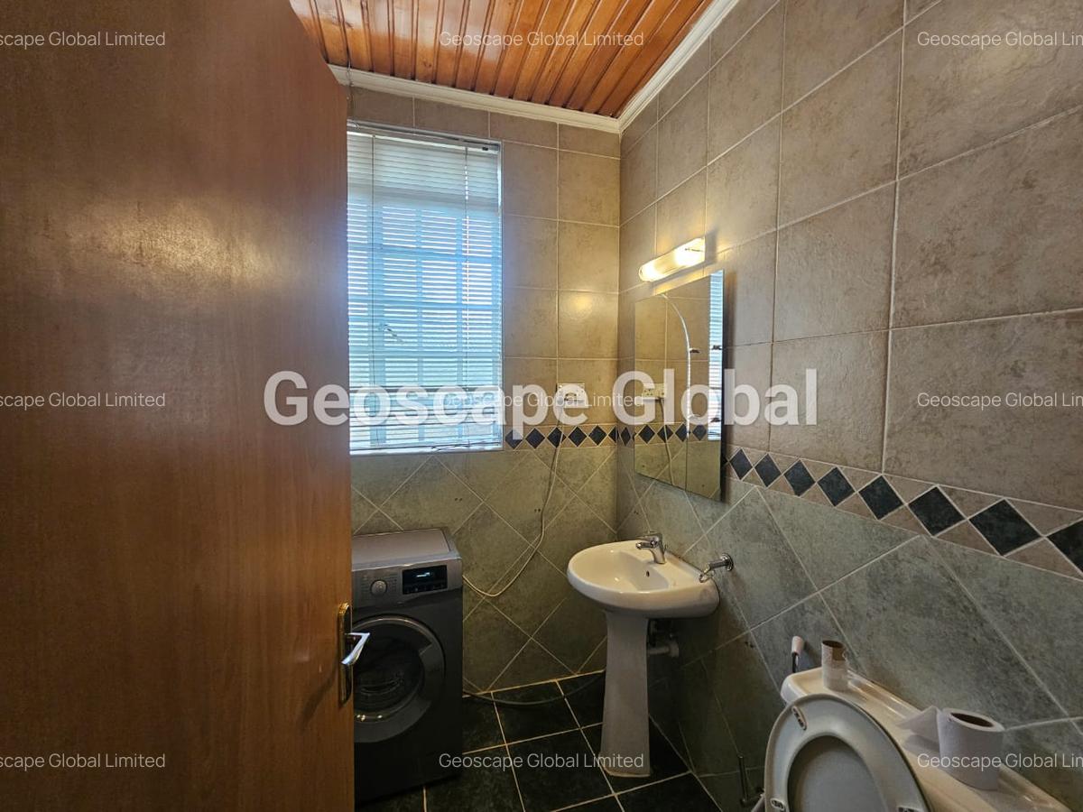 3 Bed House with En Suite in Runda - 5