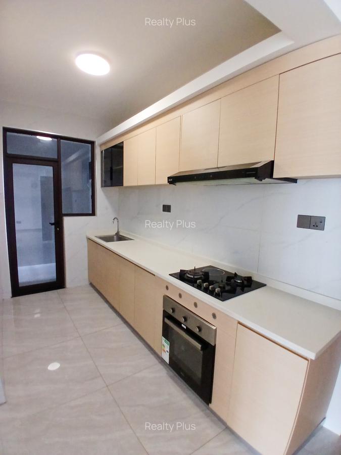 1 Bed Apartment with Swimming Pool in Kileleshwa - 2