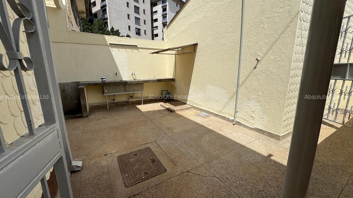 4 Bed Townhouse with En Suite in Kilimani - 7