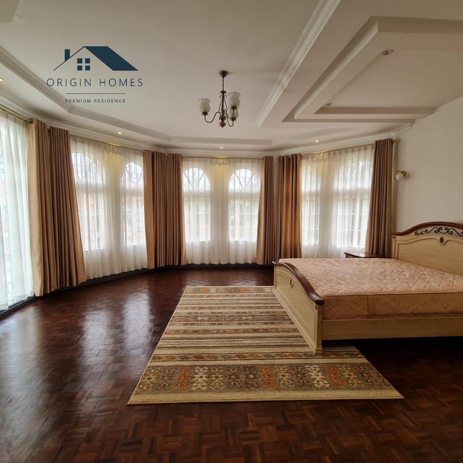 4 Bed House with En Suite at Runda - 17