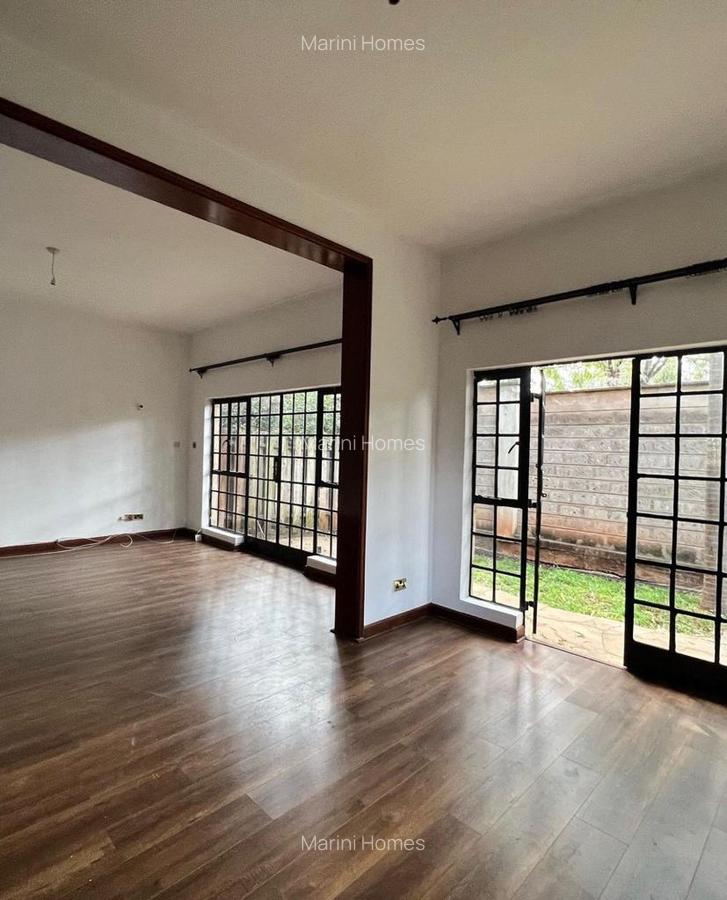 4 Bed House with En Suite in Riara Road - 4