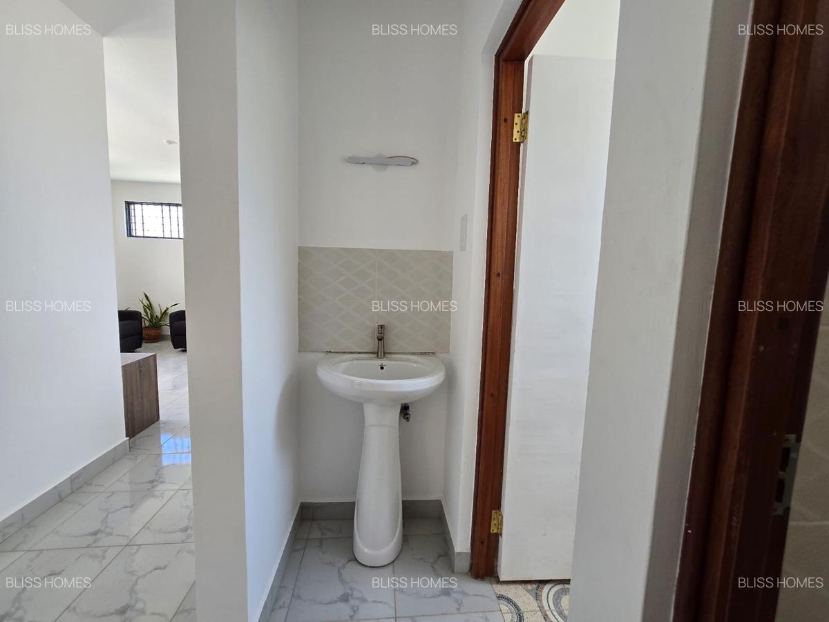 3 Bed Apartment with Swimming Pool at Mariakani - 5