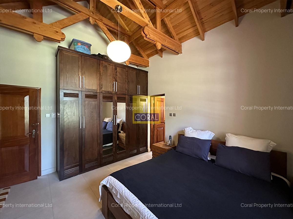 6 Bed Townhouse in Spring Valley - 15