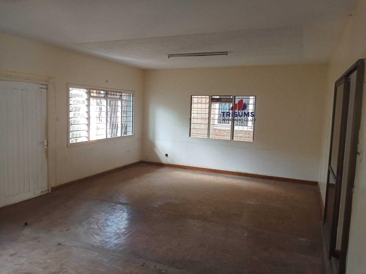 450 ft² Commercial Property with Fibre Internet in Rhapta Road - 17