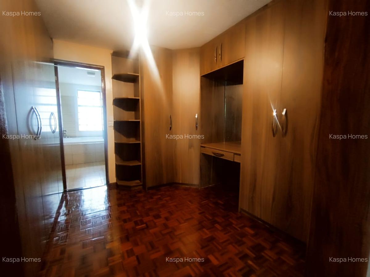 4 Bed Townhouse with En Suite in Kitisuru - 5