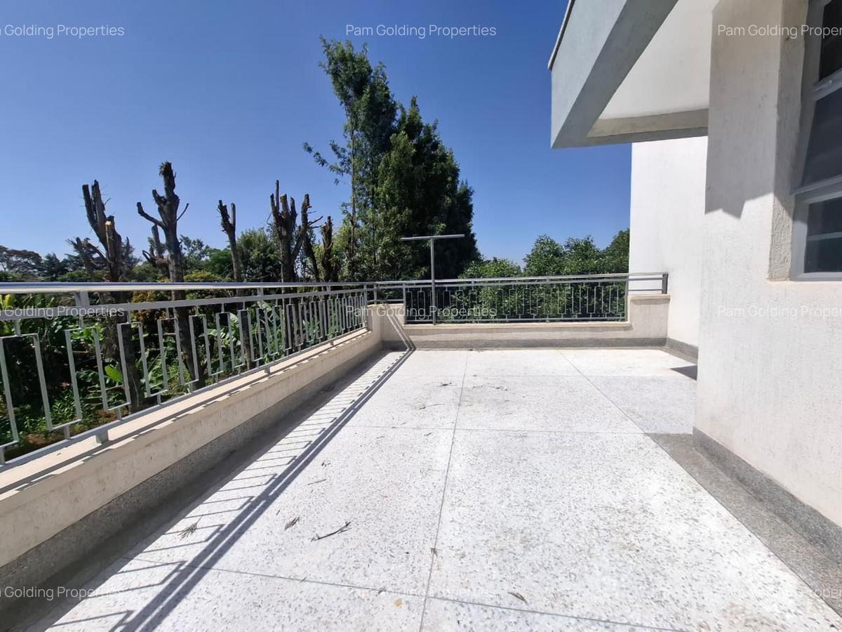 4 Bed House at Garden Estate Road - 13