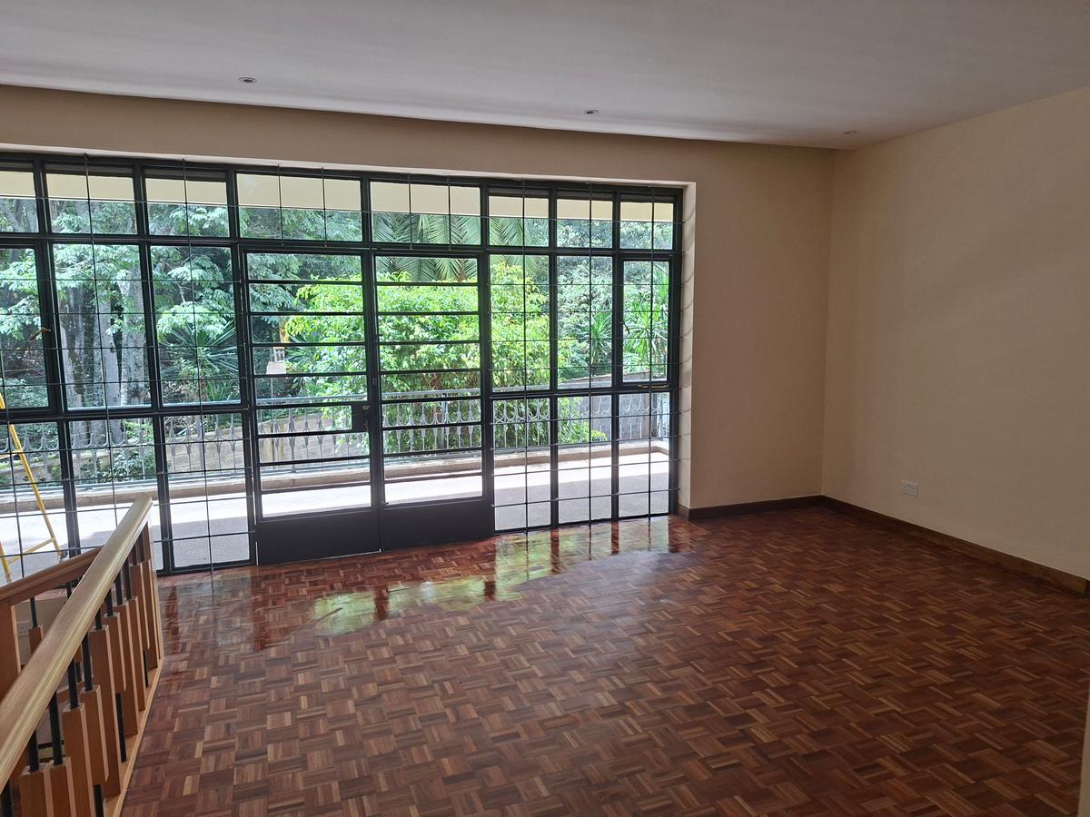 4 Bed Townhouse with En Suite at Off Peponi Rd - 5