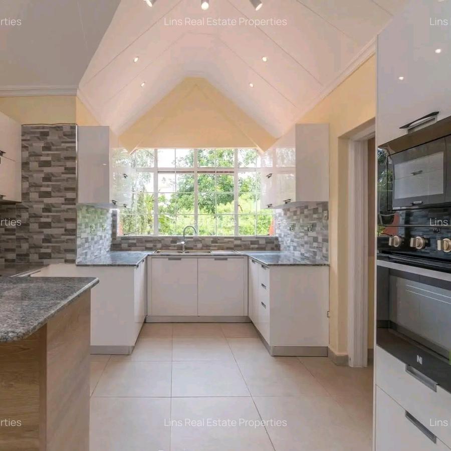 3 Bed Apartment with En Suite in Runda - 13