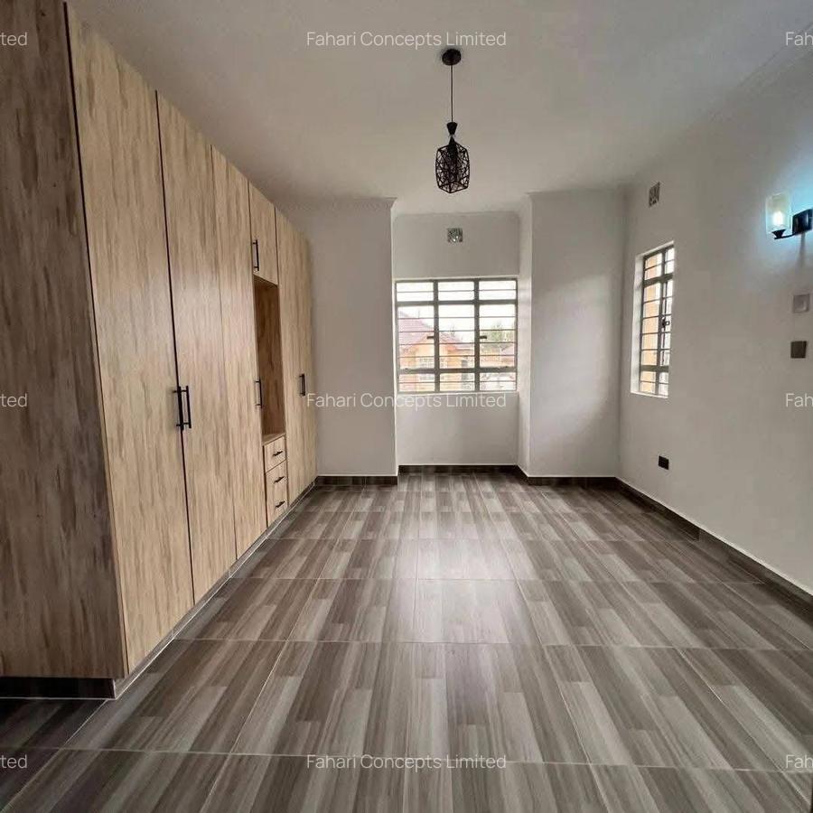 3 Bed House with En Suite at Acacia - 14