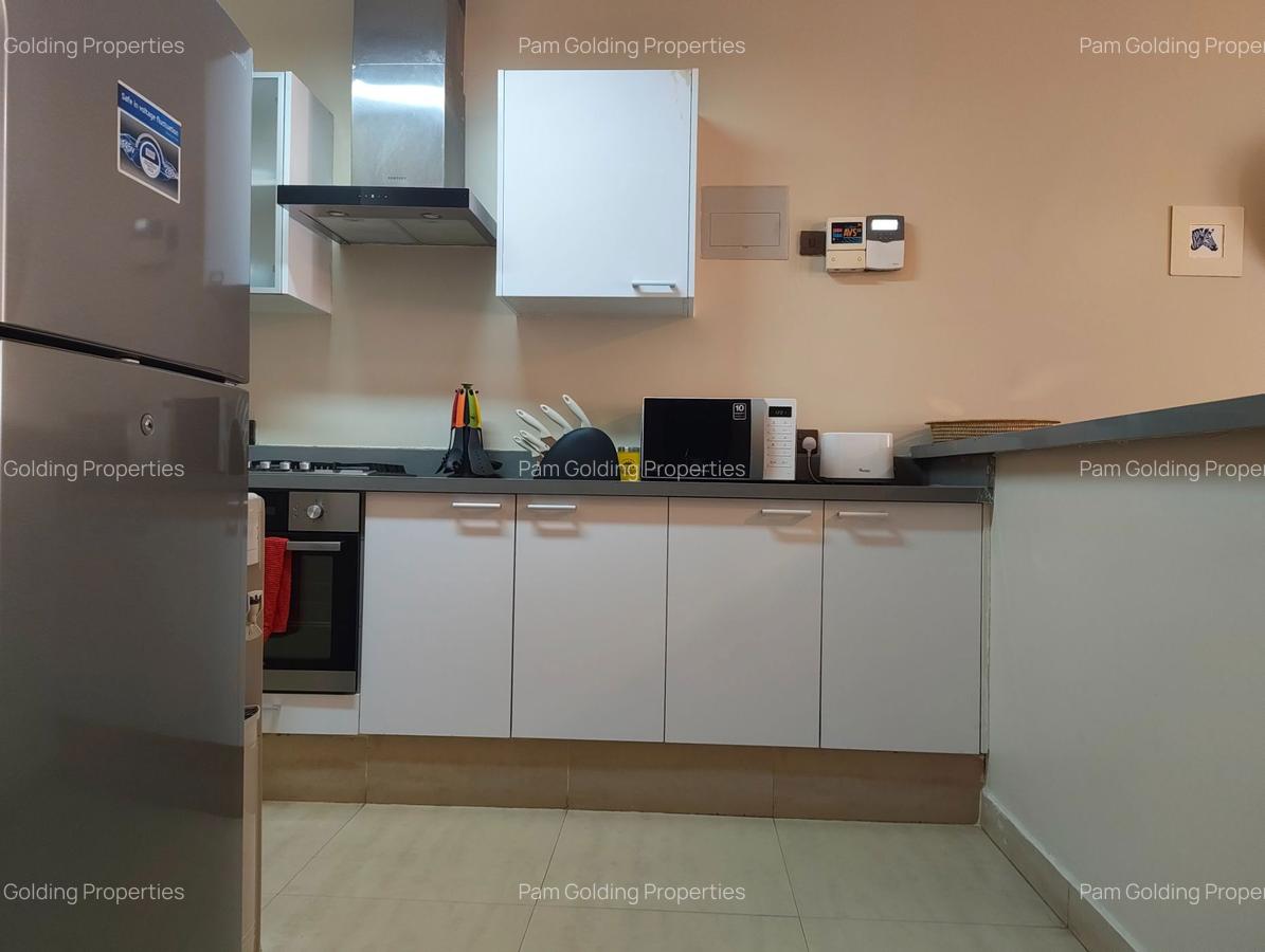 1 Bed Apartment with En Suite in Lavington - 7