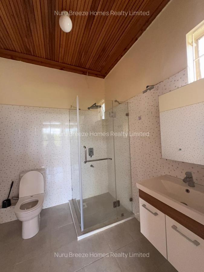 4 Bed House with En Suite in Runda - 5