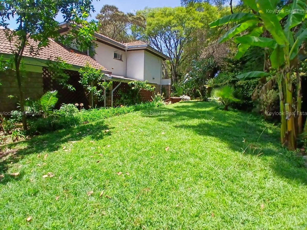 4 Bed Townhouse with En Suite at Lavington Green - 2