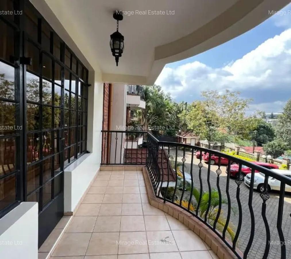 4 Bed Apartment with Backup Generator in Westlands Area - 10