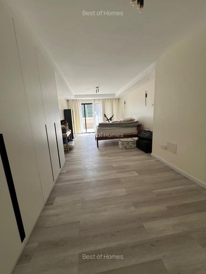 4 Bed Townhouse with En Suite in Loresho - 6