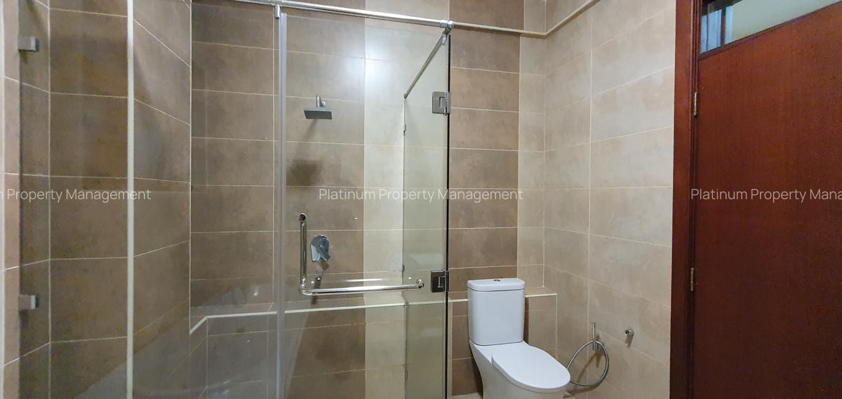3 Bed Apartment with En Suite in General Mathenge - 15