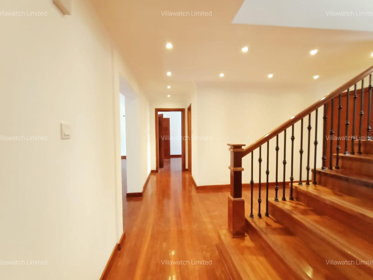 5 Bed Townhouse with En Suite in Kileleshwa - 4