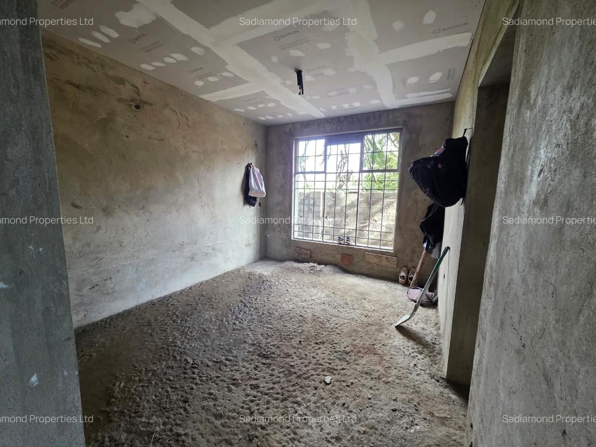 5 Bed Townhouse with En Suite at Mugutha - 2