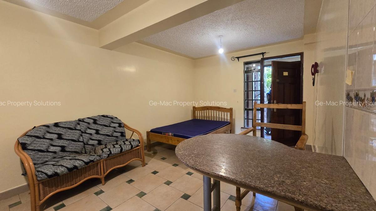 Studio Apartment with En Suite at Kunde Road - 5
