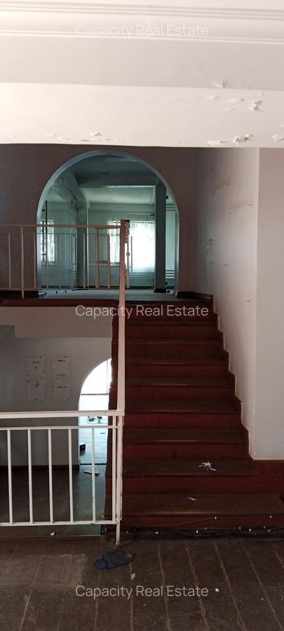 8 Bed Townhouse with Garden in Westlands Area - 2