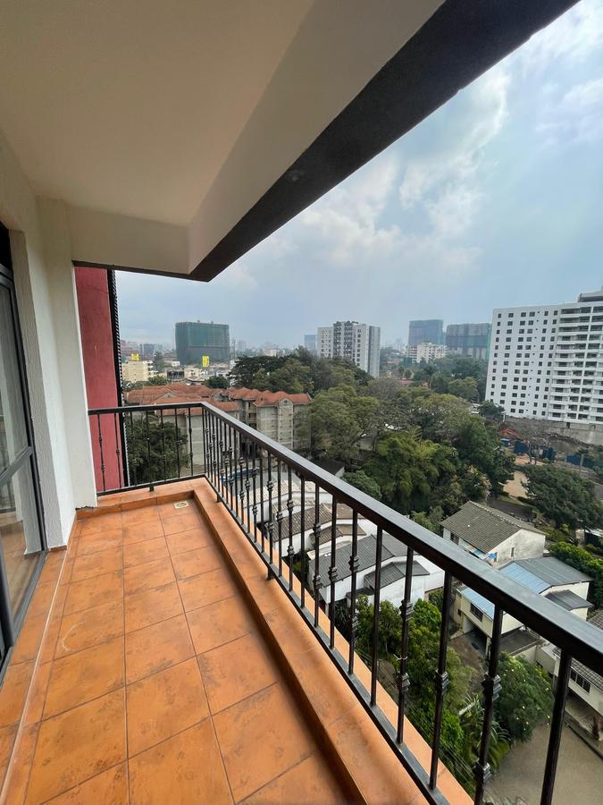 3 Bed Apartment with En Suite at Off City Park Drive - 1