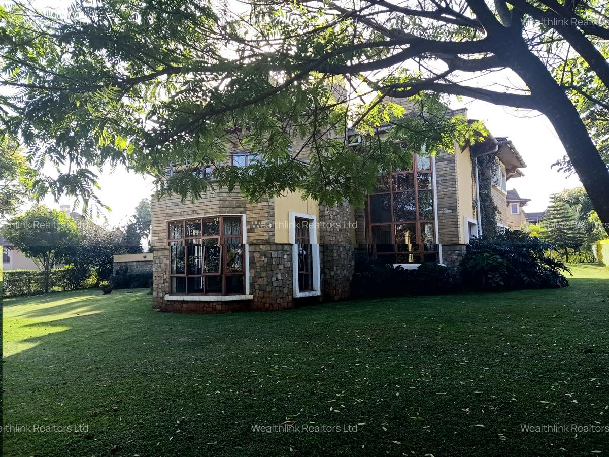 4 Bed Townhouse with En Suite at Runda - 2