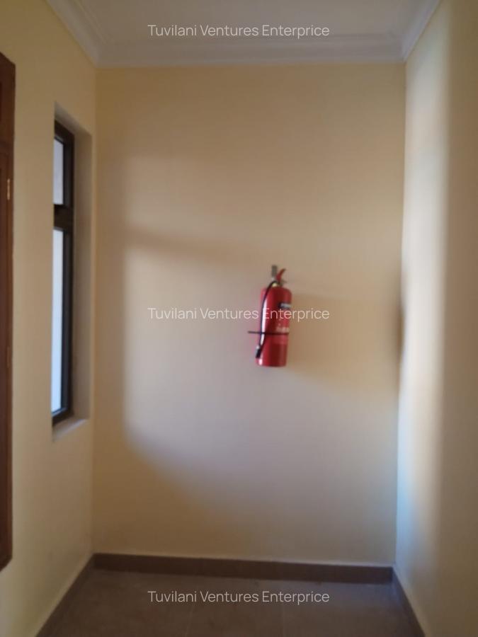 Serviced 4 Bed Apartment with En Suite at Nyali Mombasa - 12