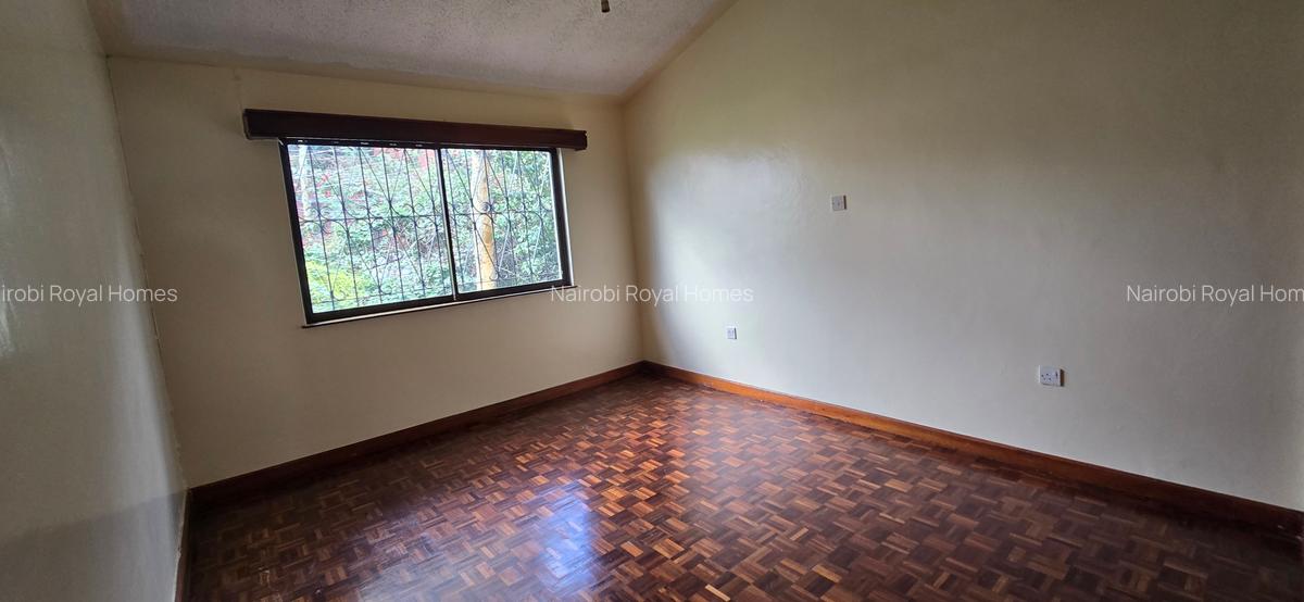 4 Bed Townhouse with En Suite at Ndemi Road - 13