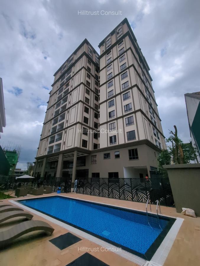 2 Bed Apartment with En Suite in Brookside - 2