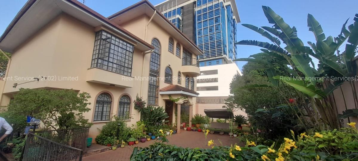5 Bed Villa with En Suite in General Mathenge - 2