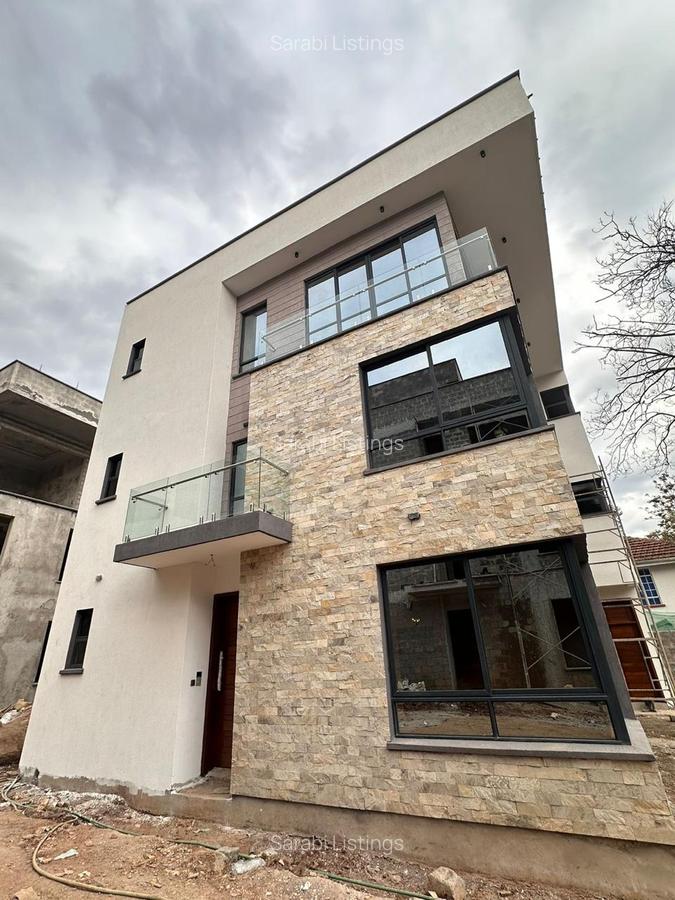 4 Bed Townhouse with En Suite in Lavington - 8